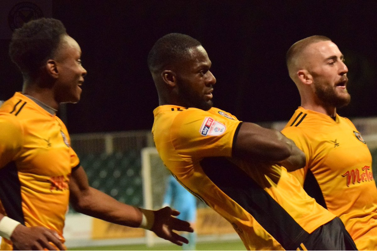 nicnacnoopixs's tweet photo. #TBT to 4th Nov 2017 when @NewportCounty hosted Walsall in the FA Cup winning 4-1. The visit also brought along some Welsh legends to our Bisley hospitality suite too #UTC #ourjourneycontinues #ChrisColeman #OsianRoberts #newportcounty #FACup #FAW https://t.co/fNR7YAsSga