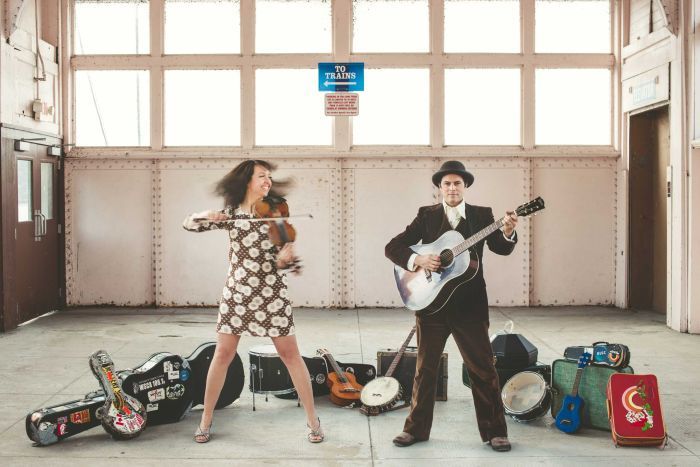 Folk and soul duo <a href="/mikeandruthy/">mike + ruthy</a> are back on #RNMusicShow , armed with a fiddle, a guitar and a banjo.

They talk modern protest songs, and pay tribute to Pete Seeger and the greats who came before ab.co/35FO25I