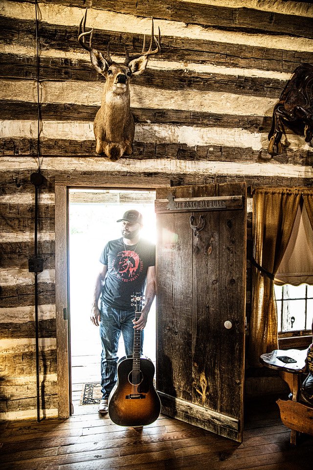 This weekends shows: Friday <a href="/fredstexascafe/">Fred's Texas Cafe</a> with Hayden Haddock. Saturday <a href="/MuleBarnTexas/">Mule Barn</a> with Jamie Richards.