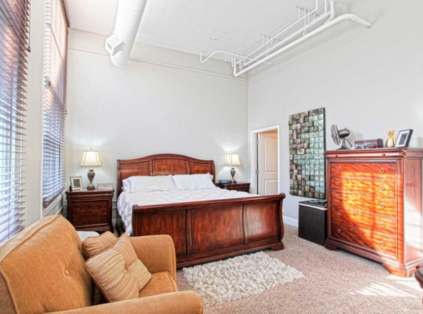 southhighres's tweet photo. Our pet-friendly loft-style apartments in Pittsburgh come with high ceilings and open-concept floor plans.

Ready for a personalized tour? Contact our friendly leasing team today! https://t.co/xJuezYaOrY https://t.co/Cx5PhzYJRS