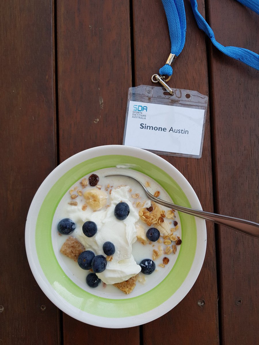 simonejaustin's tweet photo. Fueling myself for #SDAConf2019 'Keeping Cool' It is going to be a Fantastic Day. Let's go @SportsDietAust tribe! https://t.co/NlSog7Uftf