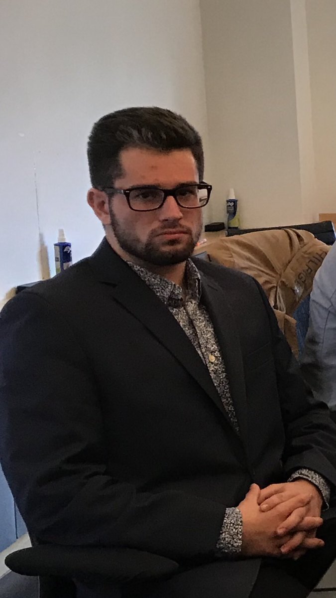 RealJohnMaher77's tweet photo. Why they gotta do me like that in pics https://t.co/6n6vsDT3ZJ