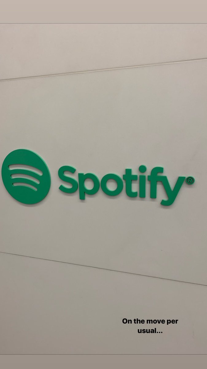 SullyGuzman_'s tweet image. On the move.... learning about designing for machine learning @spotifydesign #mlux #uxdesign #spotifydesign