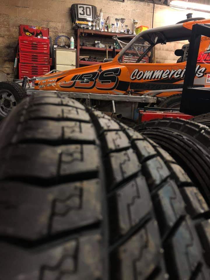 Drying the Shale car out after Jelle’s P2 in the world final ready for some action at Kings Lynn Saturday! #team288