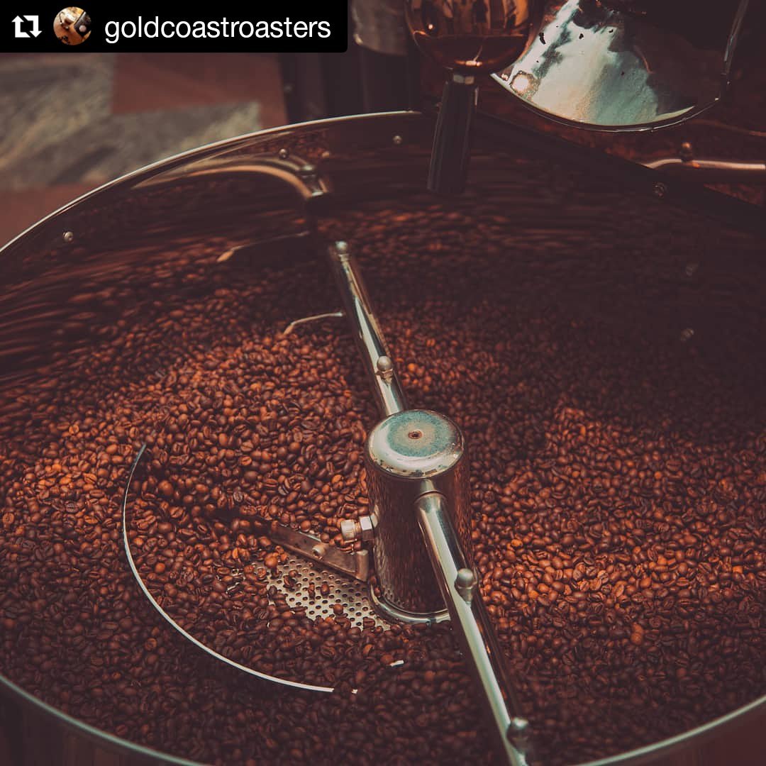 For when you wake up ☕☕☕ 

Who 📸: @goldcoastroasters
What: hand roasted coffee
#WhereGhanaEats : 📍 #Accra