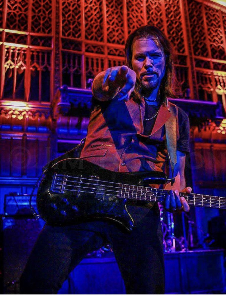 #tbt #throwbackthursday i believe #burningrain gig?
Slingin the #vintage @officialspector which i still record every #session with!
SM proudly uses @ampeg @ernieball #iplayslinky @emgpickups @chromacastmusic @wornstar 
@intunegp @al_bane
