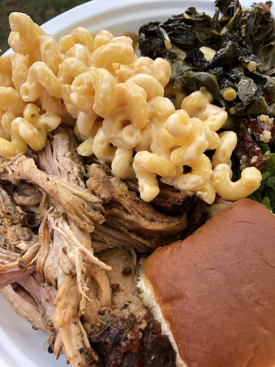 A2Eberwhite's tweet photo. Yum, yum, yum! Thank you to Blue Tractor BBQ and The Earle for our scrumptious dinner for Day 3. #communitybuild #a2ebw #a2breakthrough #letsbuildthisthing https://t.co/wWuuziAXCK