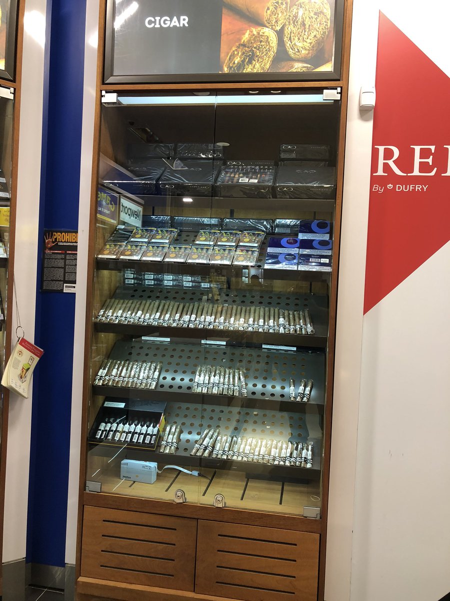 GabyChanPR's tweet photo. Un solo humidor para ti nada mas 🙌🏻🙌🏻🙌🏻 https://t.co/wQNVQGf6Ei