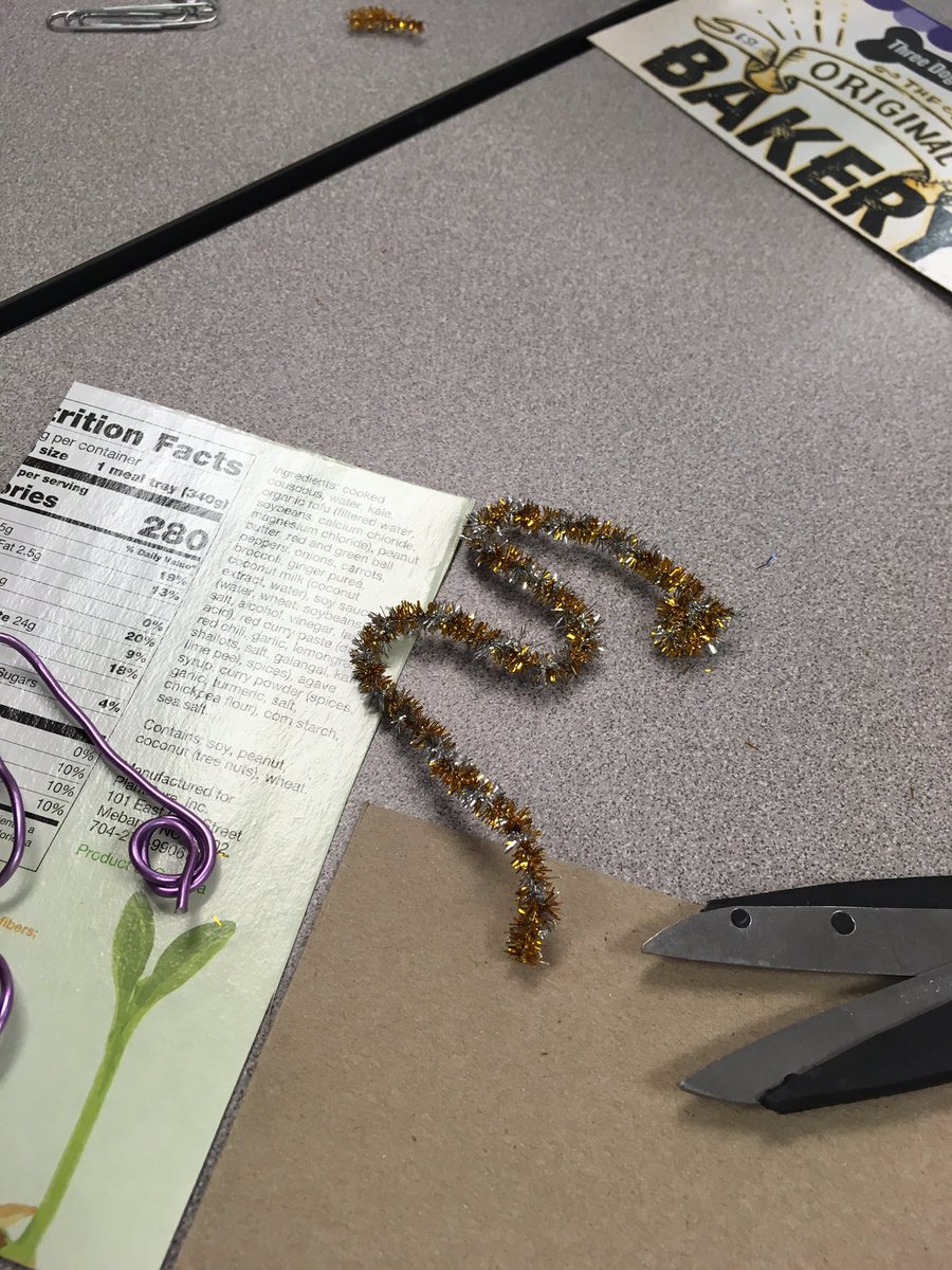 amiles_allison's tweet photo. Parent STEAM Challenge...How can you design a new style paper clip? @dms_tcboe #GoldStandard https://t.co/0CspWCBREM