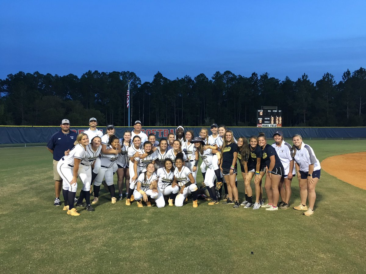YOUR WILDCATS ARE BOUND FOR COLUMBUS!!!!! Defeated the #1 team in AAAAAA 7-2 in game 3. So proud of these girls and these coaches! Ready to take this group to BATTLE for a STATE CHAMPIONSHIP next week! 
#ColumbusBound 
#CATSonTOP