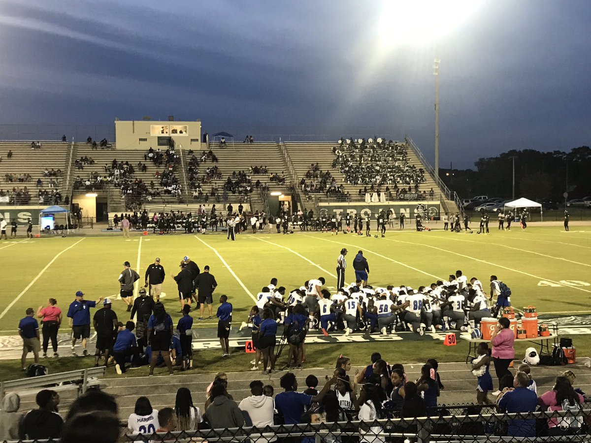 CoverApk's tweet photo. Darter Nation, we need prayers for one of our own. Entering the intro run in to the field, we had a serious injury to one of our players. Please lift him up in prayer. https://t.co/eUdZSwfnrF
