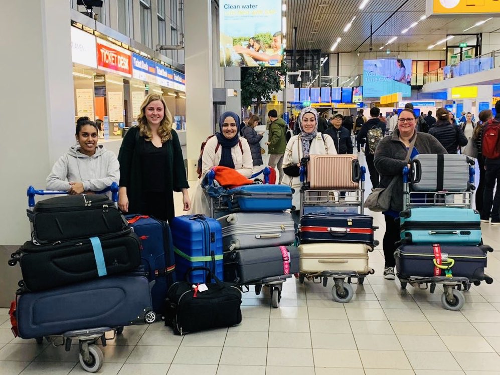 Onze Cosmicus angels zijn nu op weg naar Tanzania. In Dar as Salaam gaan zij de handen uit de mouwen steken voor de wederopbouw van Kawe B basisschool. 💪🏼🙏🏼🤲🏼👋🏼