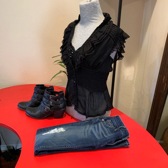 devan_mello's tweet image. So good I had to share! Check out all the items I'm loving on @Poshmarkapp #poshmark #fashion #style #shopmycloset #luckybrand #2bbebe #northernangel: posh.mk/JbfW2dB1QZ