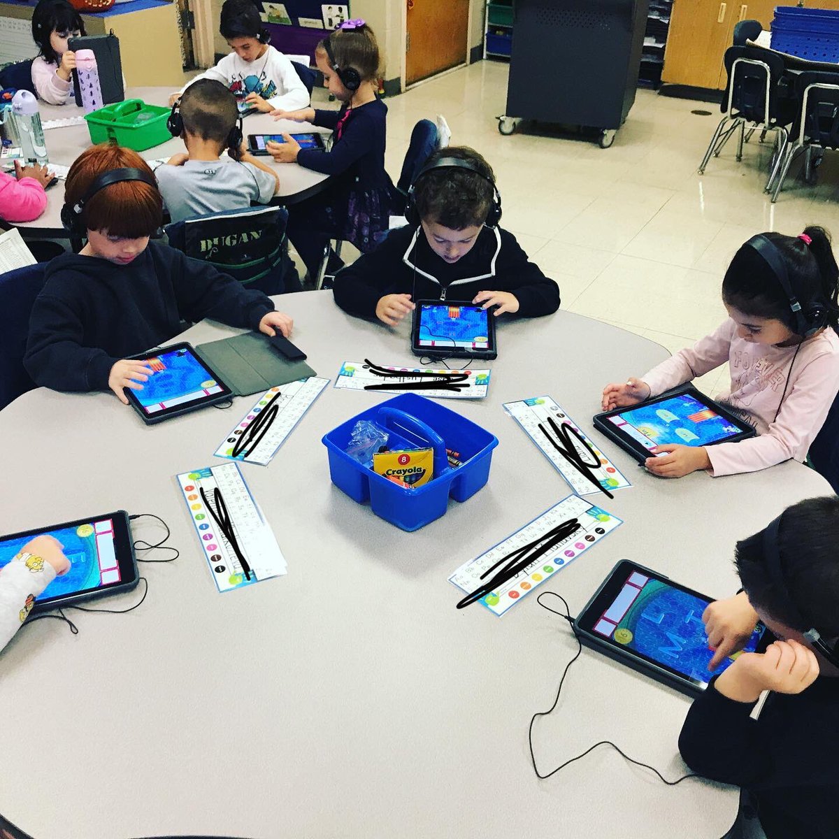 HirschhornDugan's tweet image. Our first time using Smarty Ants was a success! @FJDugan @MTPSNJ @Achieve3000 #ipadlearning #mrshkinderkrew #dugandragons