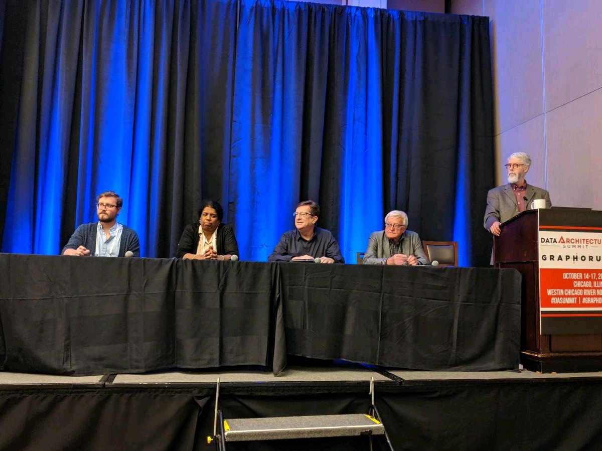 stevesarsfield's tweet image. Enjoyed being part of the tables vs graphs panel at #graphorum Summary: Graphs!