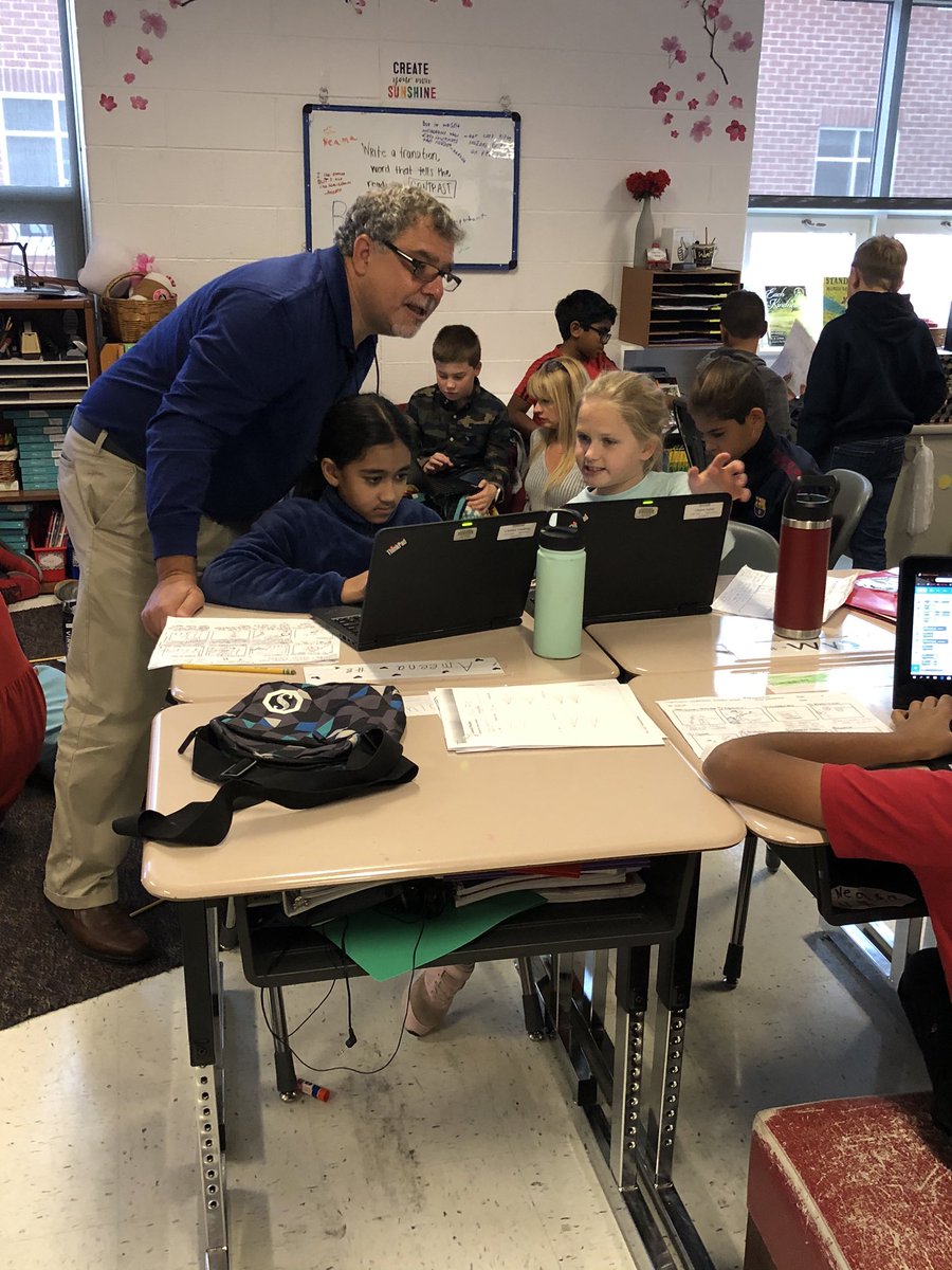 lauralissak's tweet image. Watching my students explain what they were learning to education leaders from all over the country gave me the warm fuzzies. :) #lcpscodes #mserstory #digitalpromise2019