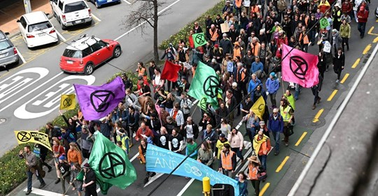 Around 30-40 XR Nelson and XR Motueka members took part in the recent Wellington protest. 

stuff.co.nz/environment/cl…