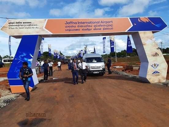 EHHjIWqX4AI_CUH?format=jpg&name=small