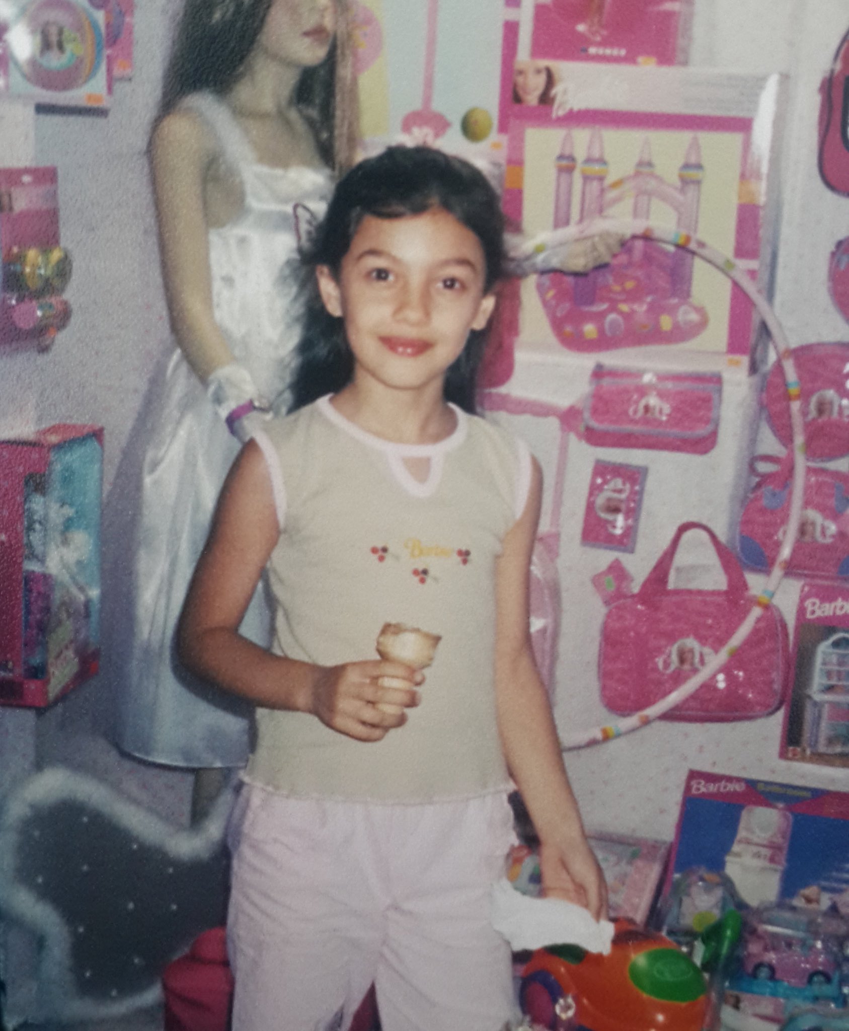 Ece Seda Özbudak on Twitter: Hello Twitter 👽 t.cow5JOrBC4R8 