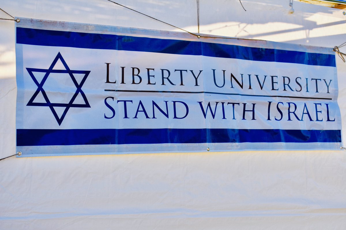 StandWithIsrael's tweet image. Thanks for joining us today! Come out tomorrow at 6pm for our Shabbat Dinner in the LU Shepherd Living Room (Hill Dorm 17). Everyone is welcome!!!!
