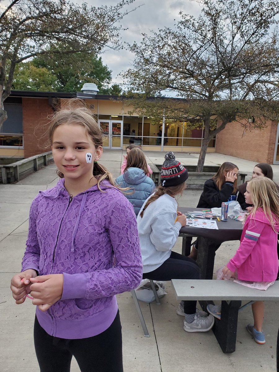 Wilson Hill PTO (@wilsonhillpto) on Twitter photo Thanks for coming to Fall Fest! Enjoy your long weekend <a href="/WilsonHillElem/">Wilson Hill Elem</a> White Tigers! #itsworthit Thanks for coming to Fall Fest! Enjoy your long weekend <a href="/WilsonHillElem/">Wilson Hill Elem</a> White Tigers! #itsworthit