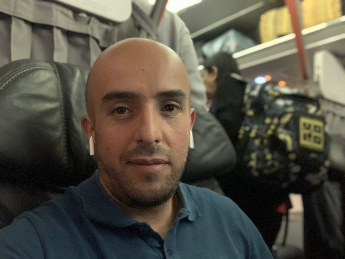 sergiozuluaga's tweet photo. Se nota la ojera, pero también la felicidad de volver a Guatemala. Hace ya varios años que estuvimos empujando temas de política pública, hoy volvemos con temas más lindos de emprendimiento corporativo. #Simpliciti #adondehayaqueir https://t.co/Gv1jC9yR1A