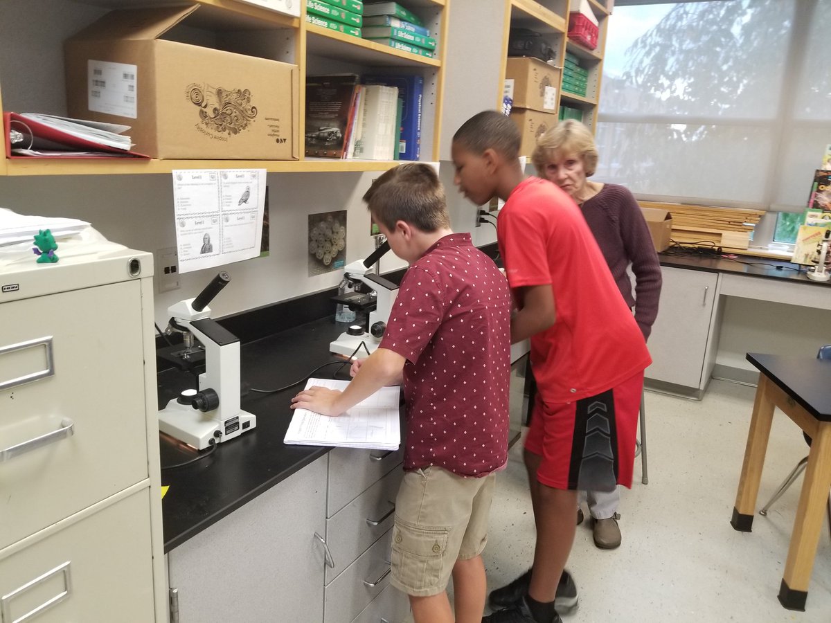 Vicki Thompson tweet media