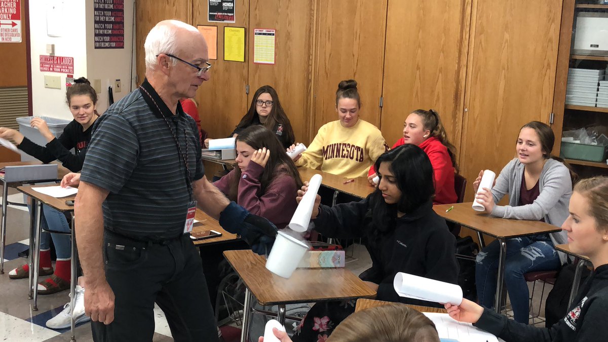 pulaskiAPchem's tweet photo. Thanks to Dave Wentworth for coming in today and performing liquid nitrogen demos to our AP Chemistry and Organic Chemistry students today at Pulaski. #RaiderStrong https://t.co/1j3qFoXj7x