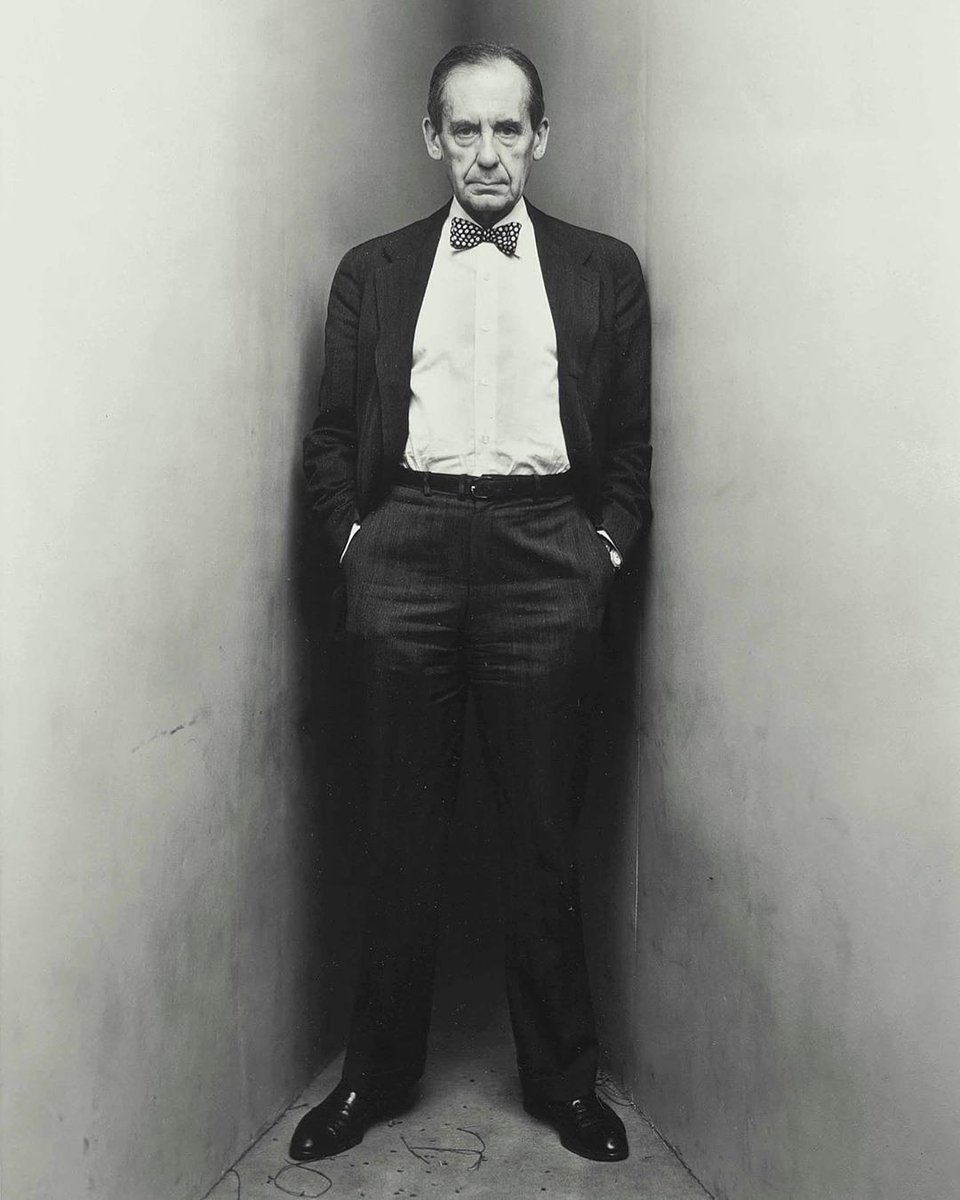 mgincreative's tweet image. „Society needs a good image of itself. That is the job of the architect“ Walter Gropius , New York, 1948, Photo #IrvingPenn