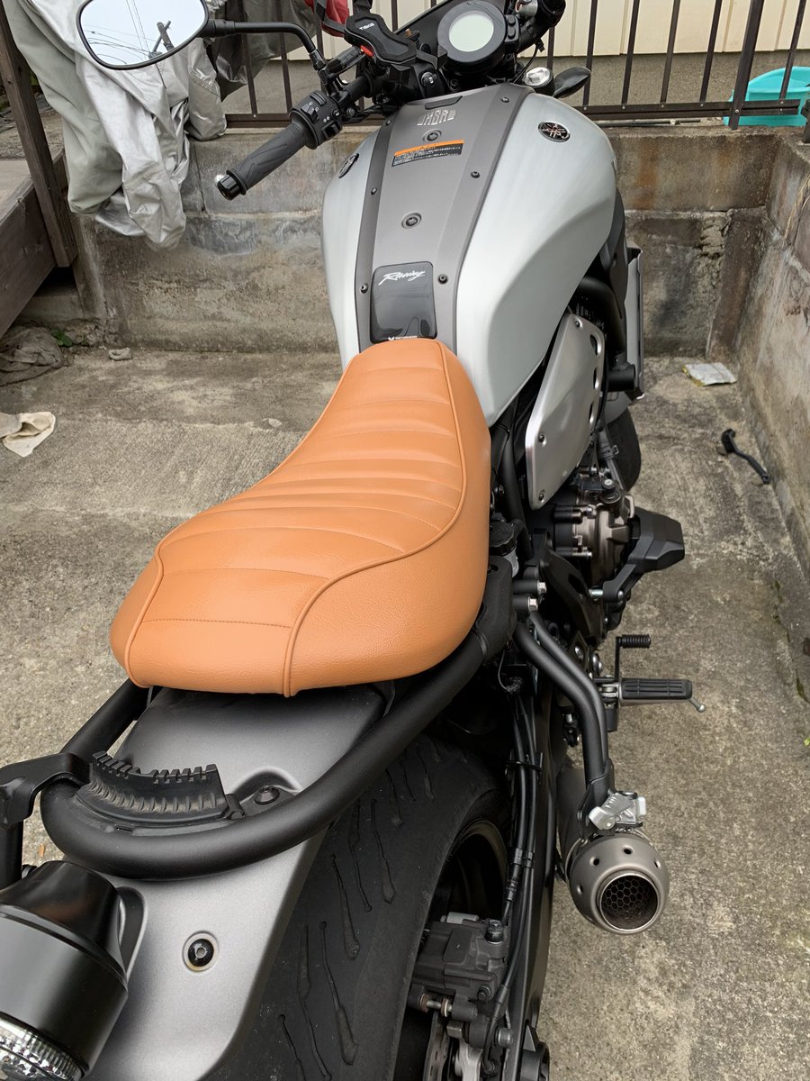 Panama バイク野郎w Sur Twitter ついに完成しました 丸直さんにお願いしていたシングルシート 雨が降り出してきたので 今日は 取り付けまでw バイクのある風景 Yamahaが美しい Xsr700 シングルシート Panama バイク野郎w Sur Twitter ついに完成しました 丸直さんにお願いしていたシングルシート 雨が降り出してきたので 今日は 取り付けまでw バイクのある風景 Yamahaが美しい Xsr700 シングルシート