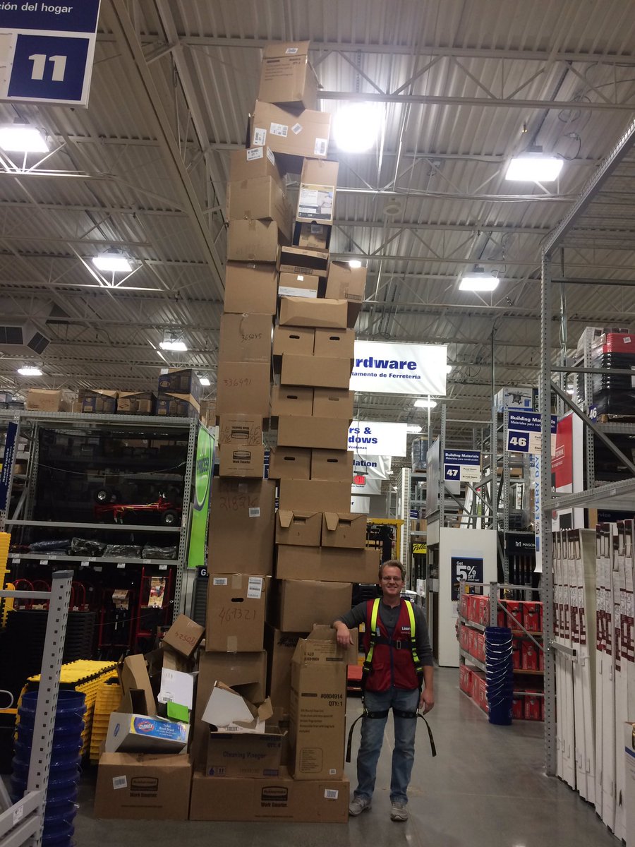 World Record Tallest cardboard tower!!!! #20ft #cardboardchallenge <a href="/timdaleynymetro/">@timdaleynymetro</a> <a href="/church1230md/">Tom</a>