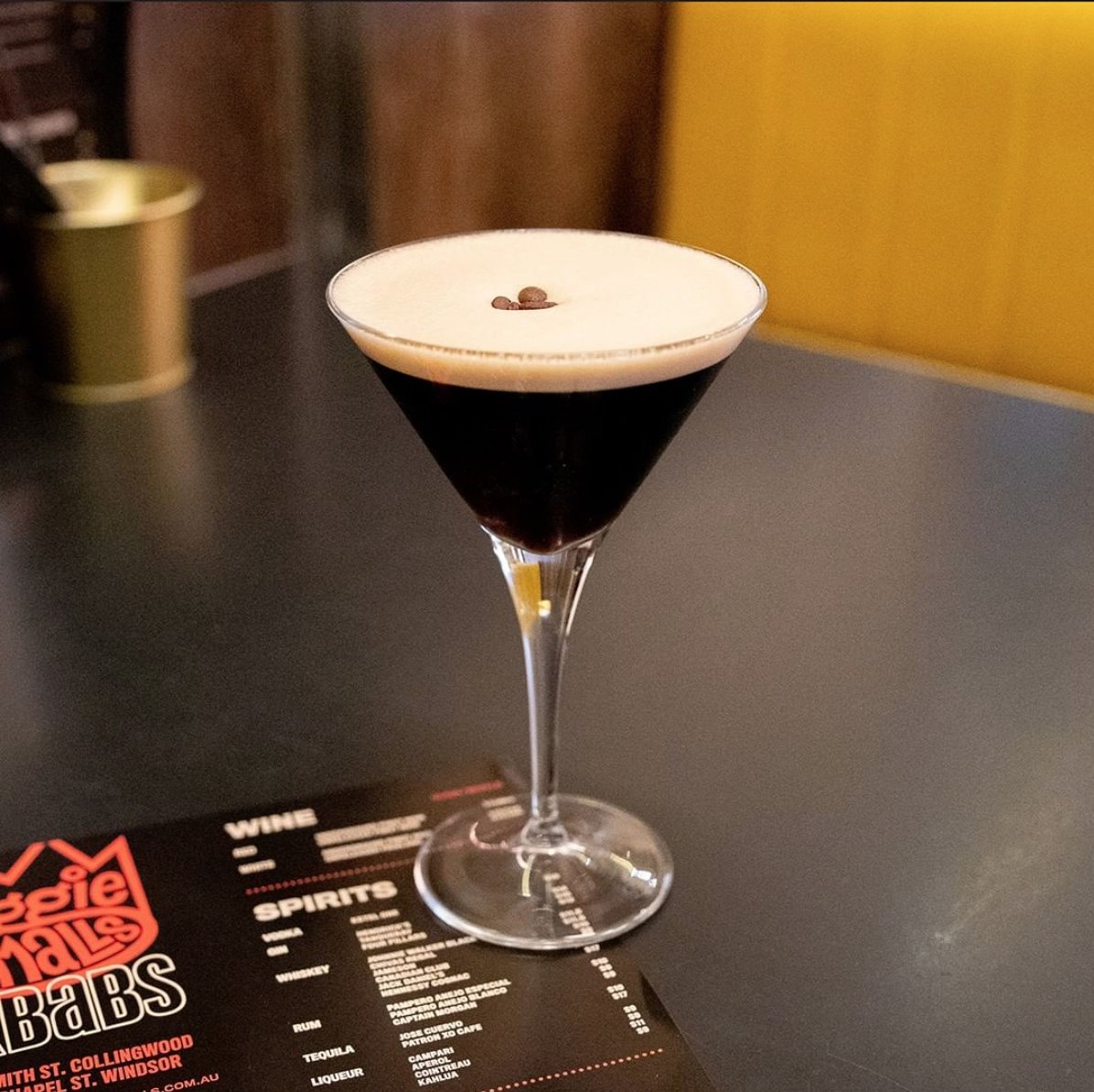 Come & join us for an espresso martini - because why choose between coffee & alcohol on friday 🤷 #biggiesmallskbabs #tgif #friday