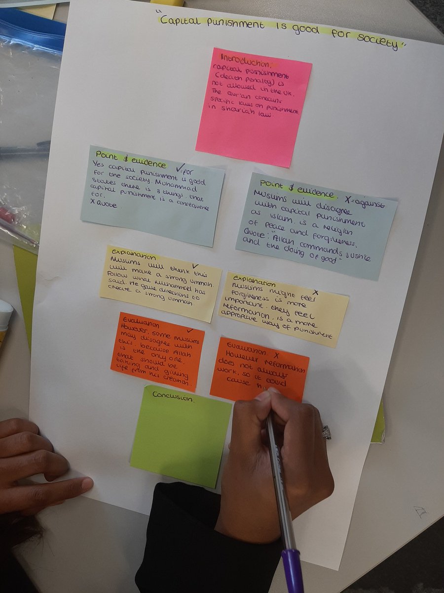 clewis_16's tweet image. Epic planning from my lovely Y10s yesterday #dreamclass #evaluation #regcse 👏