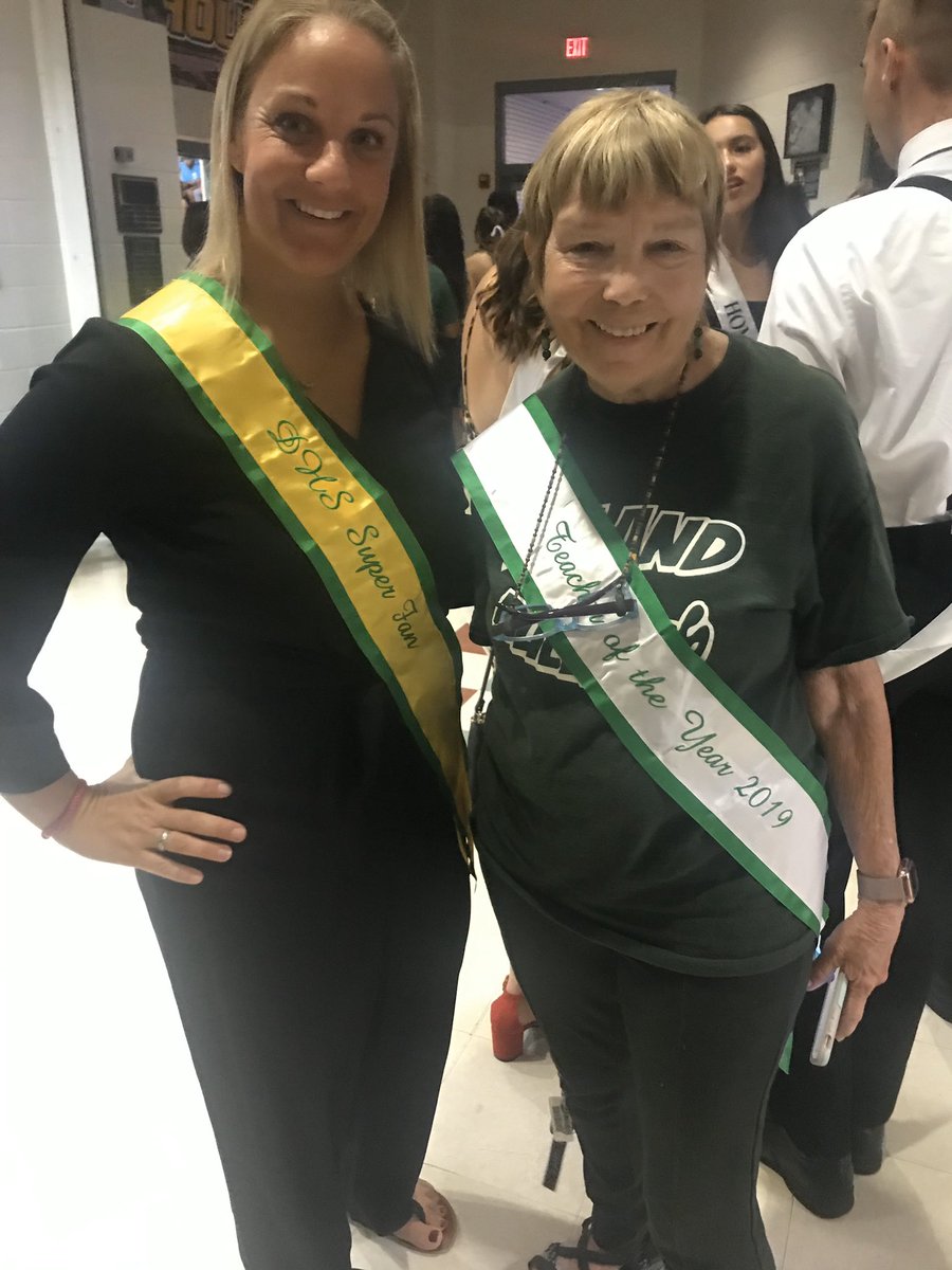 Super fan &amp; teacher of the year! #dhs #wearedeland #HOCO2019