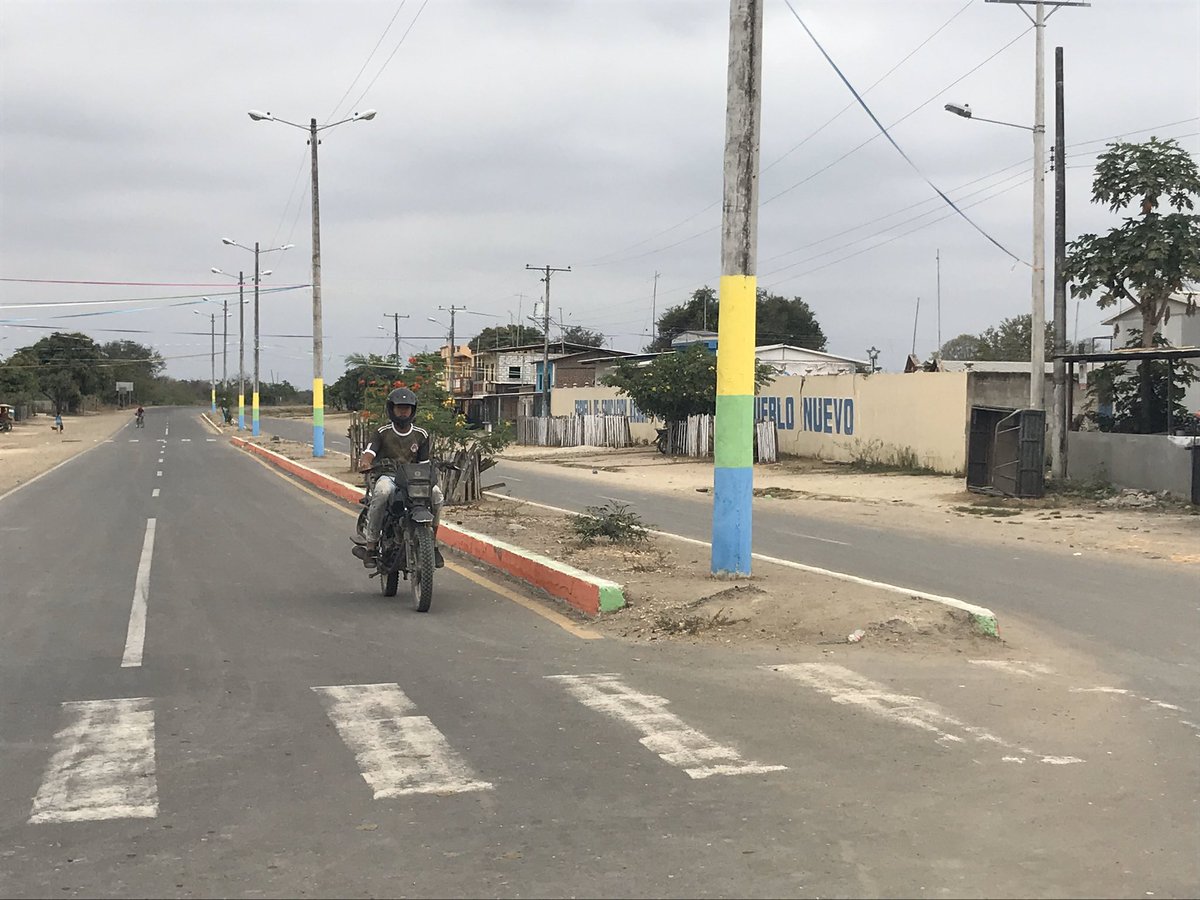 figconsul's tweet photo. Nuestros técnicos visitaron los recintos de #IsidroAyora para levantar información en el territorio que contribuirá a la construcción del PDyOT y PUGS @ignacioxavier https://t.co/OOps6UdzTD