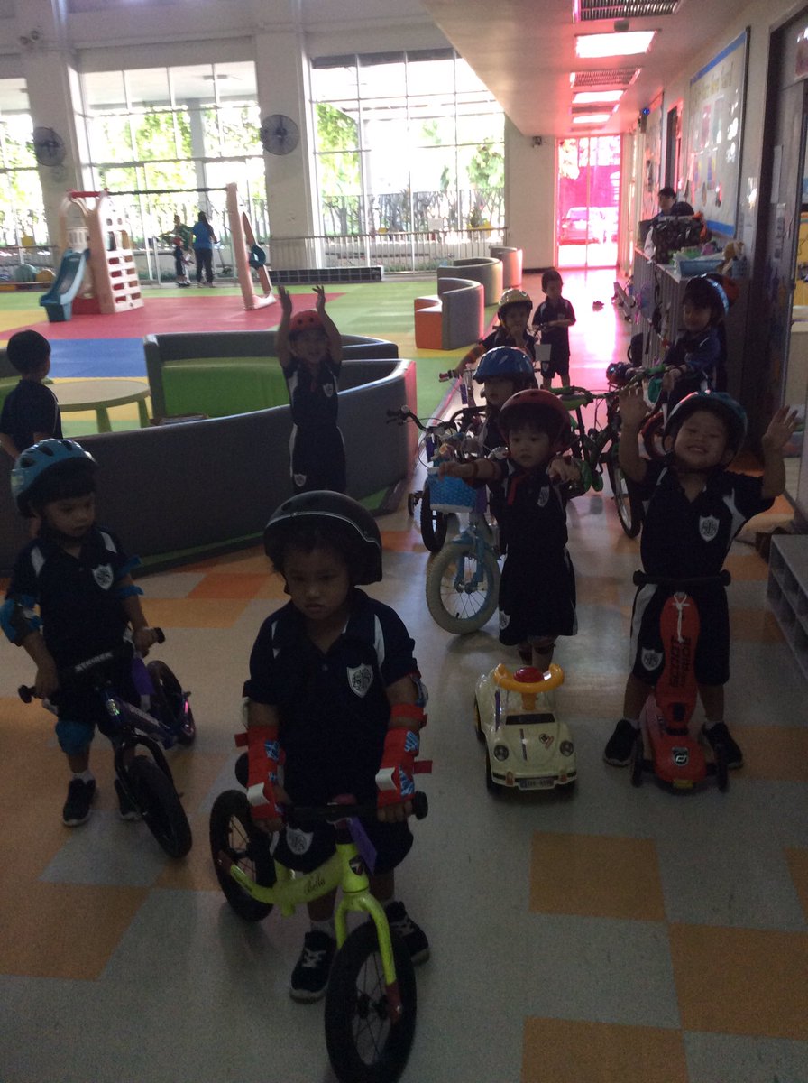 BrightonVibha's tweet image. Here we go! #rubyclass #bringyourbiketoschool #sisbangkok #earlyyears