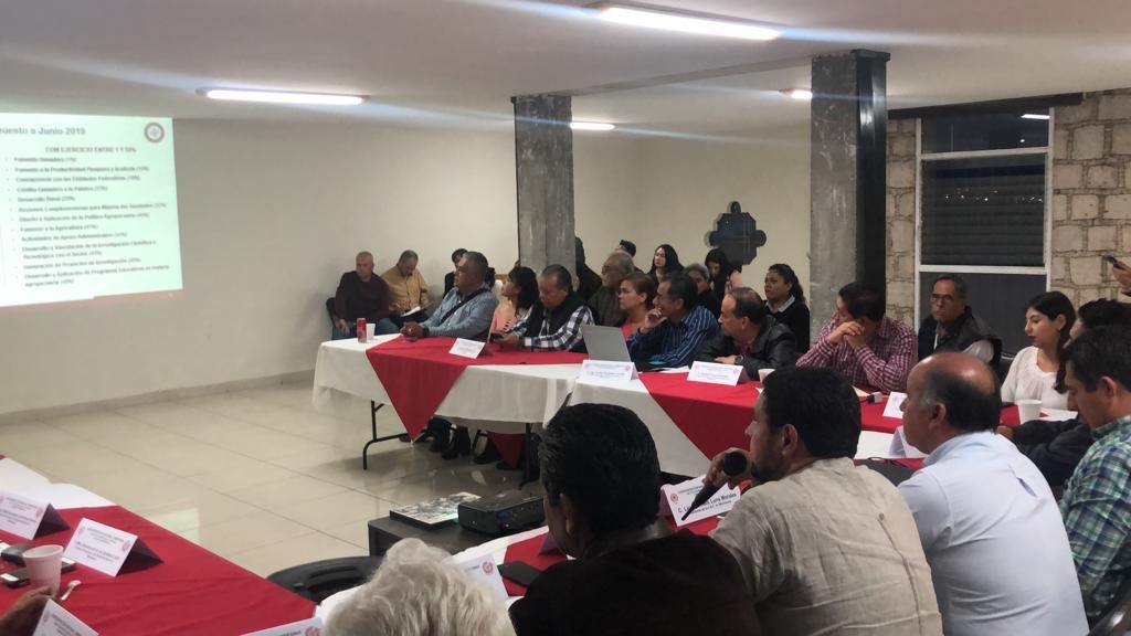 CNC_Economico's tweet photo. Instalación del Consejo Económico y de Desarrollo Rural en el estado de Michoacán. @CNC_CEN @JaimeAlmonteA @CNCMich @PrensaCNCMich @VJA_Mich @VJA_Michoacan @JessLunaMorale1 @VanguardiaCEN https://t.co/CTqb1wLS2o