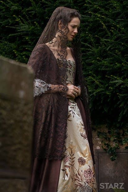 OutlanderAmbass's tweet photo. This episode showed exactly why #Outlander is #TheBingeworthyShow #PCAs 
Nuff said. RT to vote. https://t.co/wy8TmIOyFX