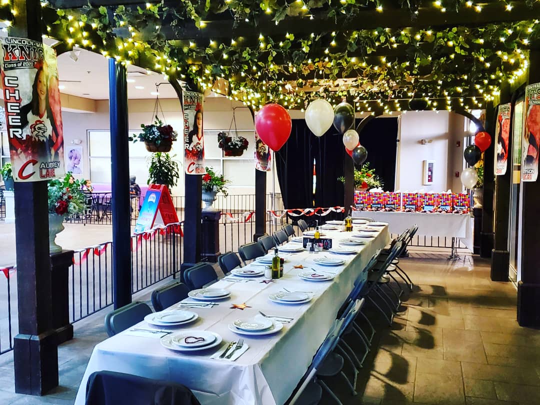 LWCcheer's tweet photo. Such a beautiful evening celebrating our 7 Ceniors w/ their parents❤ Thx for all the laughs &amp; happy tears tonight. We look forward to honoring you all tomorrow night. We ❤our Ceniors!
#futurealums #lwcvc #fam #thisonesforyou #tradition #ceniorknight19 #classof2020 #luckycoaches https://t.co/j2F4Pe48Cu