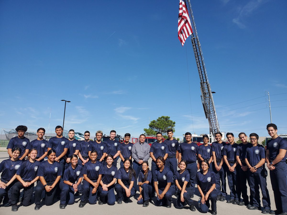 PSolisIII's tweet photo. A very special thank you to #EPCC_Fire_Tech for inviting @DV_Fire_Tech @DVHSYISD to participate in the 1st annual #EPCC_Fire_Challenge, this was a great opportunity for our students to experience the #Integrity #Commitment #Expertise of our regional fire departments๐ https://t.co/chfBQkx81t