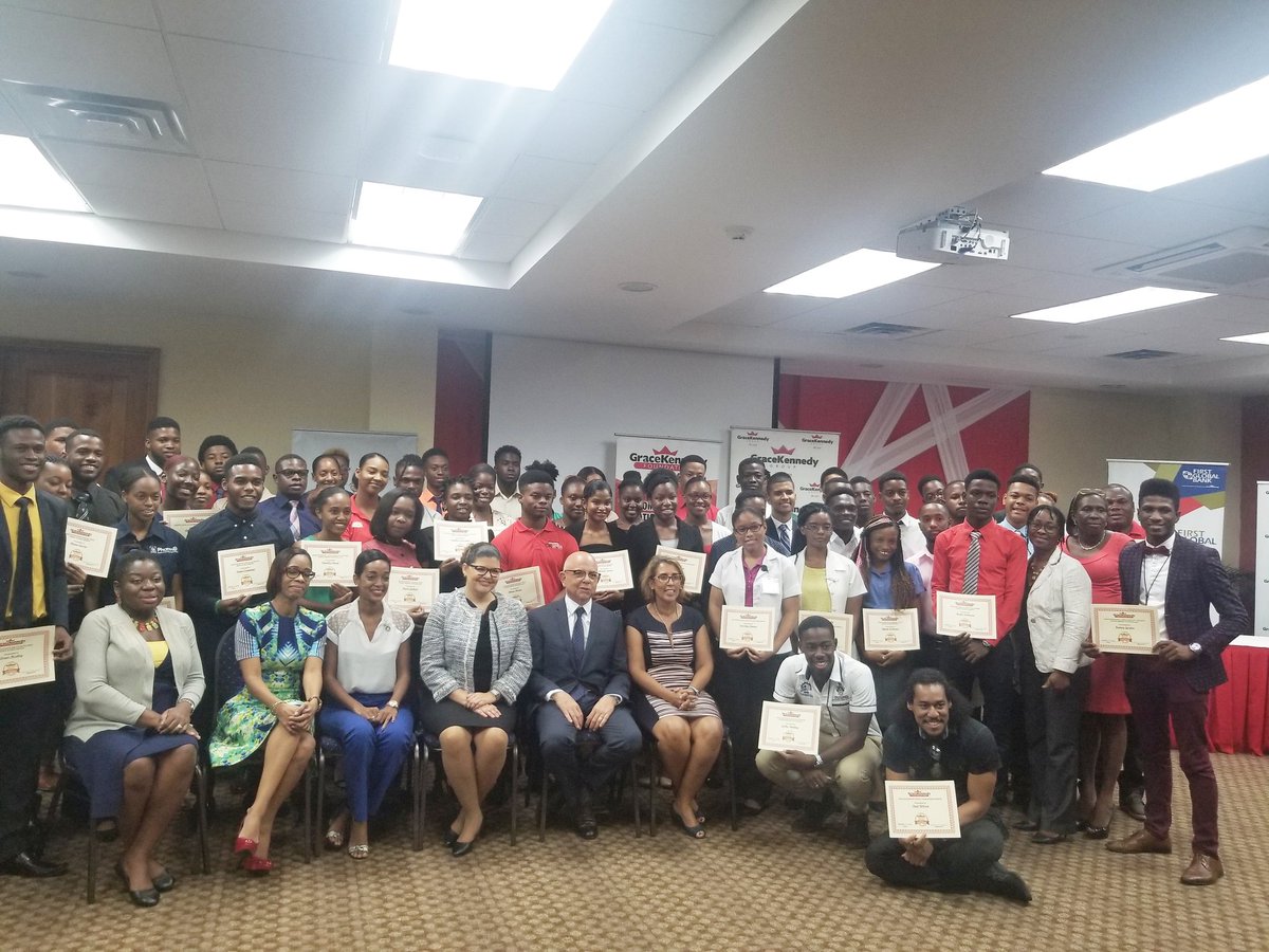 firstglobalbank's tweet photo. Join us in congratulating our 90 GraceKennedy Foundation Scholars @gracekennedygrp , you all have made us very proud ! Tonight $20 million in scholarships were awarded to our future leaders! #WeAreGraceKennedy #FirstGlobalCares #GraceKennedyCares #InvestInTheNext https://t.co/CNoAD3Oy5K