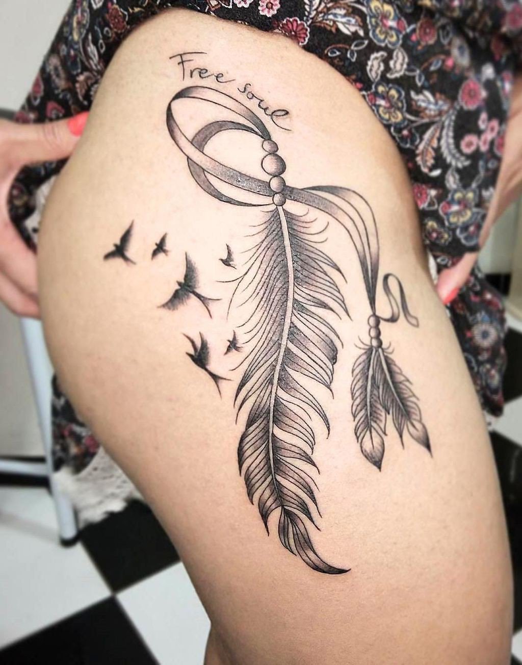 Beautiful braid and feathers tattoo &#129718; client sat super well for ...