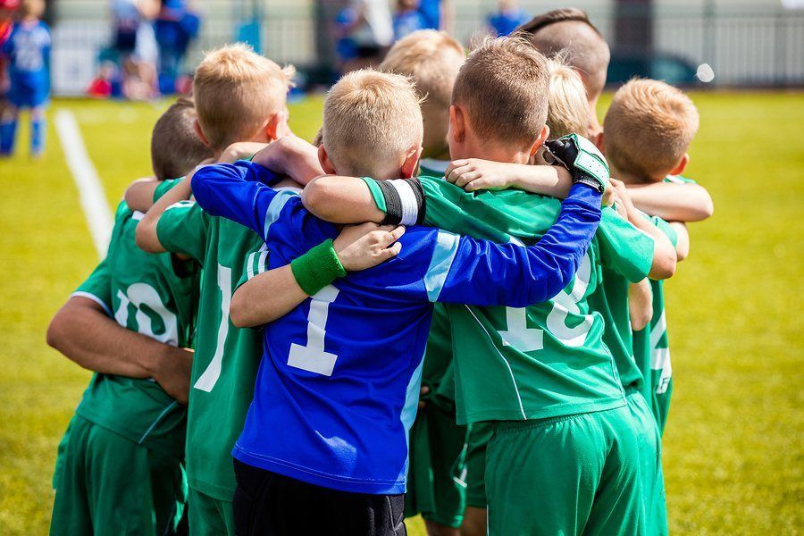 SELearningEDU's tweet photo. Sports can provide a unique platform for kids to develop a variety of #SEL related skills through both individual &amp; group directed goal setting. This can help practice &amp; refine the same skills of planning, problem-solving, cooperation &amp; persistence needed as an adult. #edchat https://t.co/neo6YvNWYS