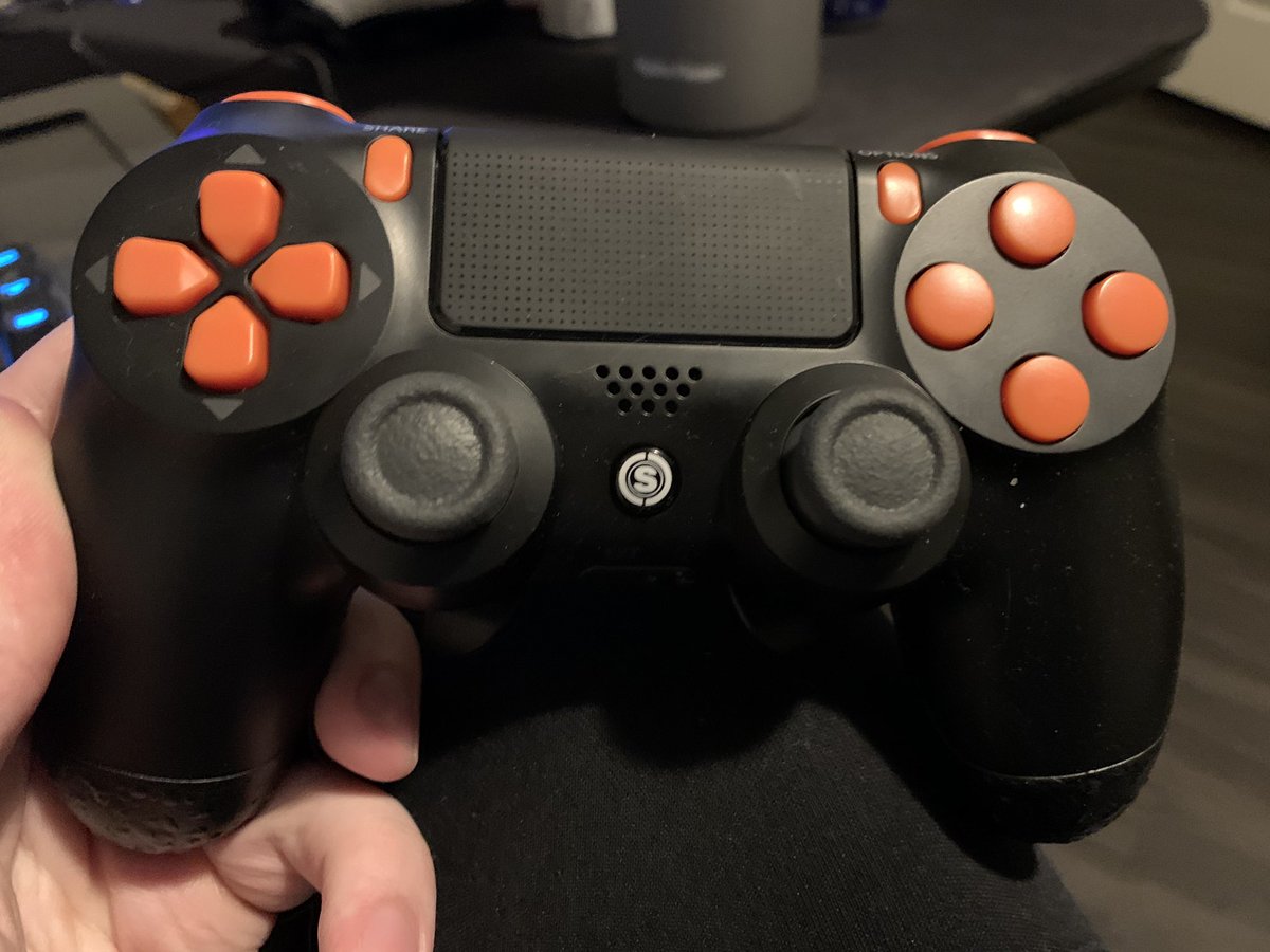 silly702's tweet image. SCUF giveaway! 1 impact, 1 infinity. Must RT, and be following @Assault and myself to enter. Winner chosen on MW release 10/25. GLHF