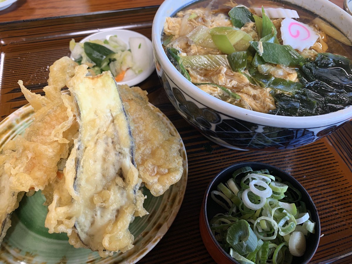 渋川市地域おこし協力隊 観光振興 昨日のランチ めん処 厚田屋本店さん とじそば 530 野菜天 150 おそばとても美味しかったです 野菜天は本当に150円なの と 値段を確認してしまう程のボリューム 安くておなかいっぱいになれて最高 渋川市地域おこし協力隊 観光振興 昨日のランチ めん処 厚田屋本店さん とじそば 530 野菜天 150 おそばとても美味しかったです 野菜天は本当に150円なの と 値段を確認してしまう程のボリューム 安くておなかいっぱいになれて最高