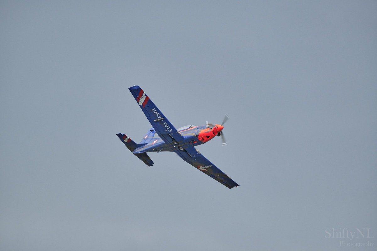 Rense_Sjoers's tweet image. Pilatus PC-7 demo , Austrian Airforce.
.
#aircraft #aviationismylife #avpage #avporn #avaddict #aviation_alphabet #avion #aviation #avgeek #aviationdaily #aviationphotography #aviationgeek #plane #planes #planespotting #planespotte #instajet #instagramaviation #PC7 ...