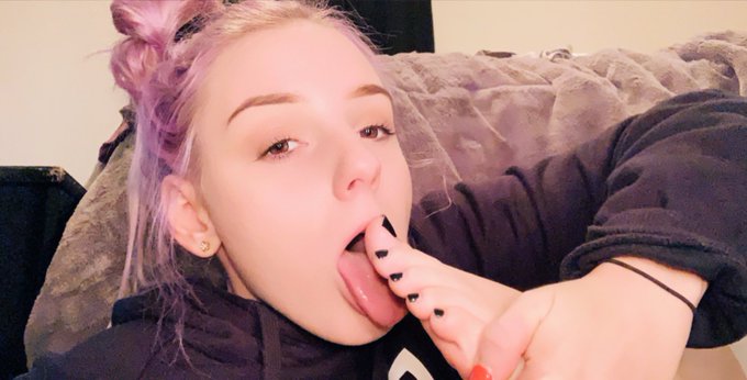 I love the way my toes taste, you should try them too😘💦 #feet #FeetsFriday #feetgoddess #toesucking #feetlicking<a href="/tag/feet"class="tags"><span>#feet</span></a><a href="/tag/footworship"class="tags"><span>#footworship</span></a><a href="/tag/feetfetish"class="tags"><span>#feetfetish</span></a><a href="/tag/footfetishnation"class="tags"><span>#footfetishnation</span></a>