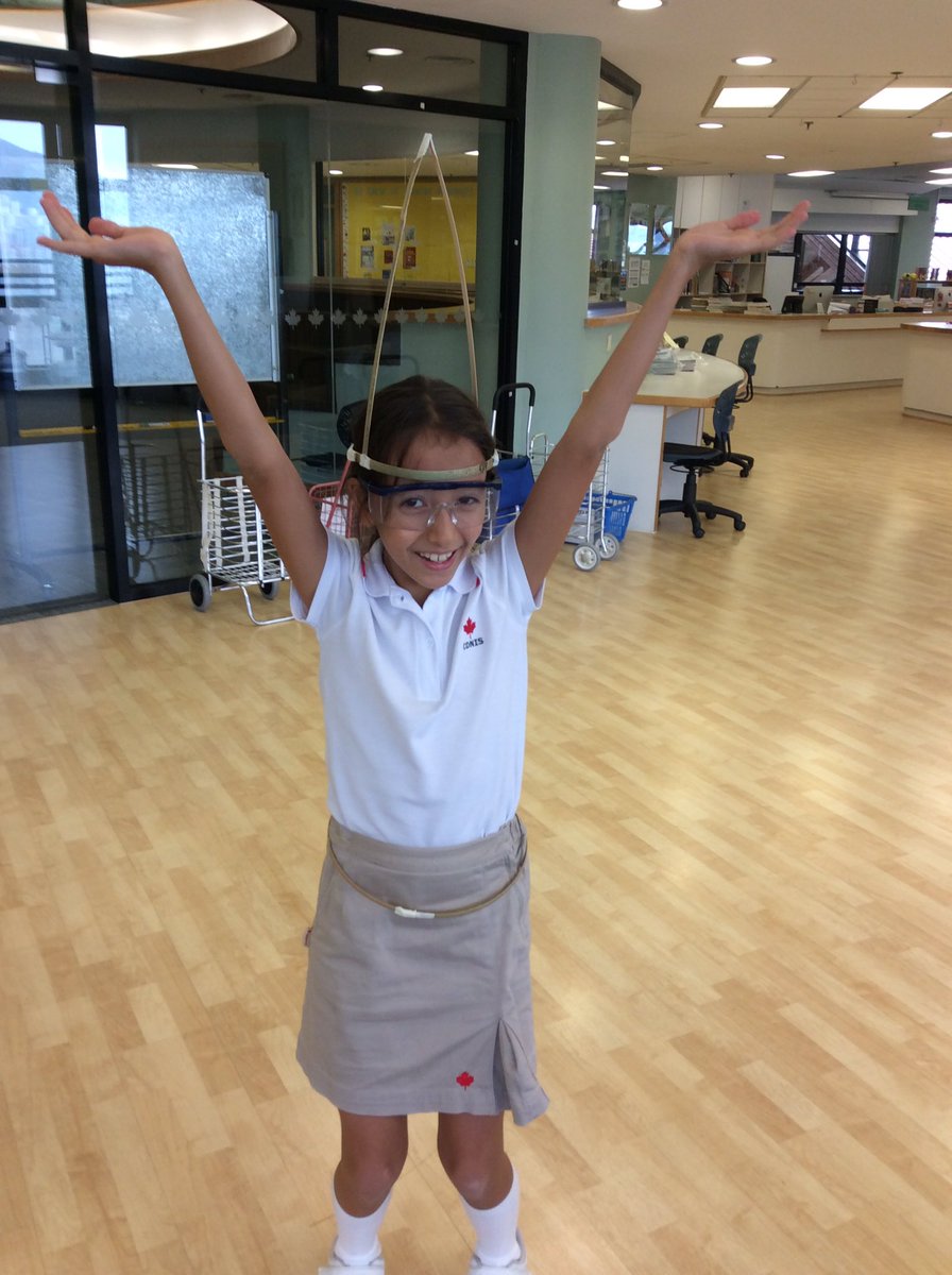 CDNISJrLibrary's tweet photo. G5 bamboo hat frames! #cdnisls #cdnishk_jrlibrary https://t.co/g7Het43sm2