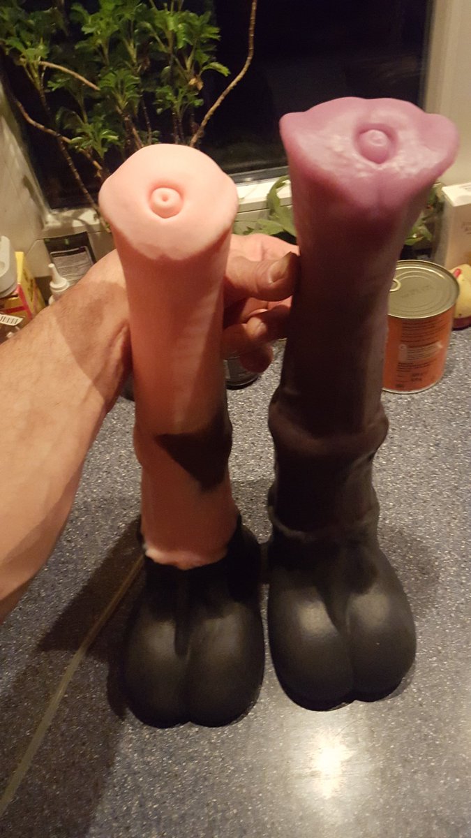 Horsedildo1's tweet photo. Best Friends
#Bigdildos #Dildos #Bigdildo #Baddragon #Horsedildo #Chanceflared #Chanceunflared https://t.co/KEmEmnzK90