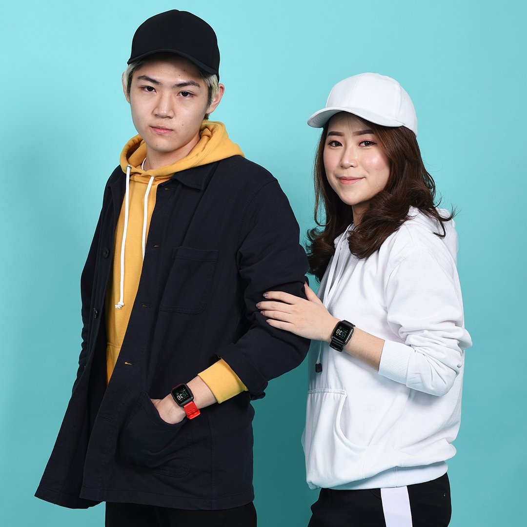 StartGo_id's tweet image. TGIF! Yapp.. akhir pekan sudah di depan mata nih, waktunya untuk jadi lebih sehat dengan olahraga. Nikmati aneka mode olahraga pilihanmu dengan #StartGoS1 😊
#StartGo #KoreanSmartwatch #KoreanLifestyle #KoreanSpirit #Korean